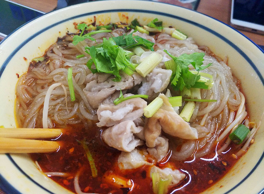 特色小吃學習要注意哪些問題，小吃培訓價格怎么樣