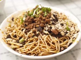 成都面食培訓：特色宜賓燃面你學到了嗎？