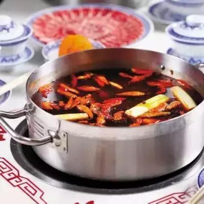 秋天到了，學學這5款火鍋湯底的做法吧！