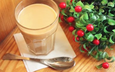 港式奶茶做法一點都不難，教你一招，香濃奶茶隨時想喝隨時做