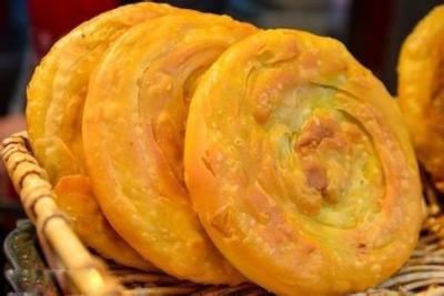 四川軍屯鍋盔技術(shù)培訓(xùn)學(xué)校哪里好？訓(xùn)練采納現(xiàn)場教育