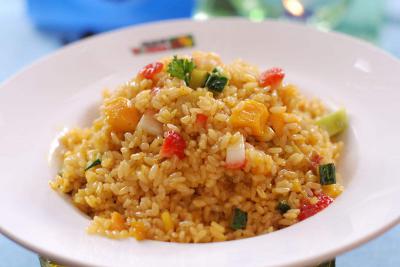 四川炒飯技術(shù)培訓(xùn)哪里好？采用理論和實(shí)踐結(jié)合