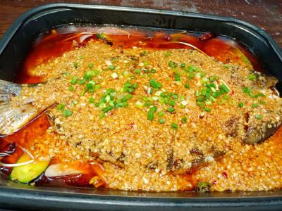 麻辣烤魚(yú)技術(shù)培訓(xùn)學(xué)校哪里正宗？烤魚(yú)培訓(xùn)中心