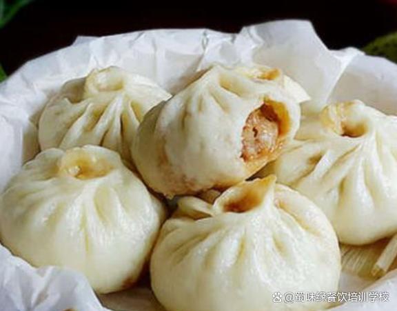 成都包子制作培訓班哪家好？飄味緣早餐技術培訓學校位置及優(yōu)勢解析