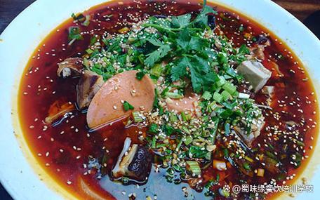 如何選擇可靠的冒菜培訓機構(gòu)？飄味緣冒菜技術培訓中心值得信賴