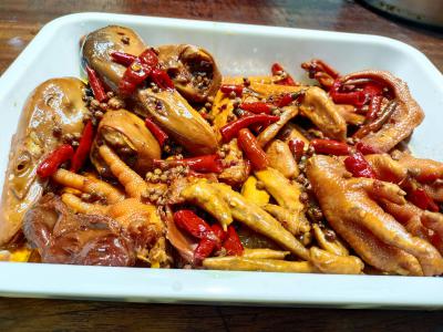 新式熱鹵技術(shù)培訓(xùn)班多少錢？飄味緣培訓(xùn)學(xué)校靠譜嗎？【全面解析】