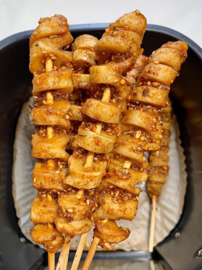 烤面筋技術(shù)培訓(xùn)機(jī)構(gòu)哪家好？飄味緣小吃培訓(xùn)學(xué)校深度解析