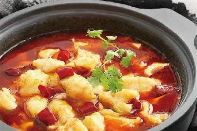 石鍋啵啵魚(yú)培訓(xùn)班有哪些學(xué)校好點(diǎn)？飄味緣小吃培訓(xùn)班深度解析