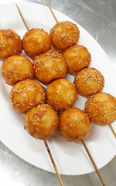 學(xué)做糖油果子技術(shù)培訓(xùn)哪里好？飄味緣小吃培訓(xùn)學(xué)校詳解