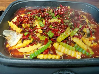 萬(wàn)州香辣烤魚(yú)技術(shù)培訓(xùn)價(jià)格多少錢？成都飄味緣小吃培訓(xùn)班比較便宜