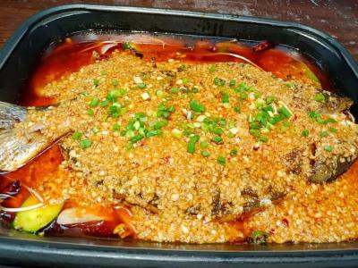 學(xué)習(xí)蒜香烤魚(yú)技術(shù)培訓(xùn)學(xué)費(fèi)，成都飄味緣小吃培訓(xùn)學(xué)校便宜